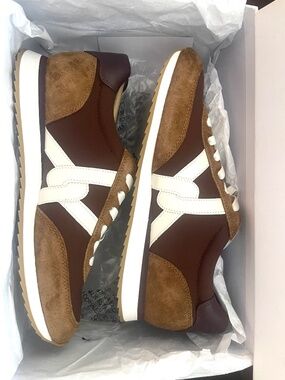 NIB Veronica Beard Penrose suede/leather sneaker Size 8M